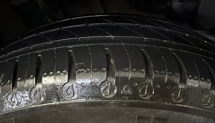 2024 Tata TIGOR XZA Plus iCNG , CNG, Automatic, 32,813 km, Right Rear Tyre Tread