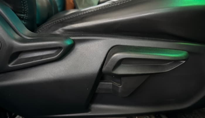2024 Tata TIGOR XZA Plus iCNG , CNG, Automatic, 32,813 km, Driver Side Adjustment Panel