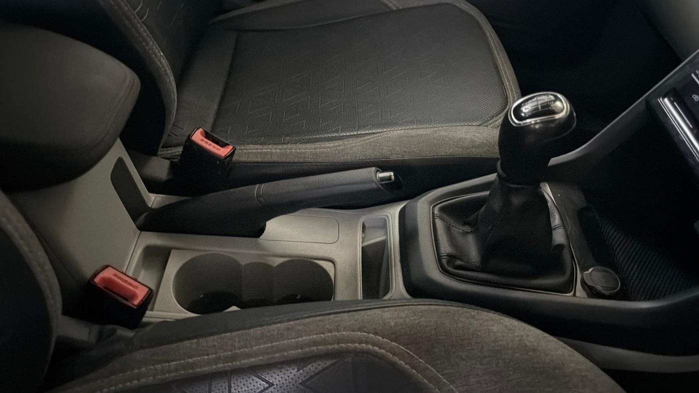 2023 Skoda KUSHAQ Active plus 1.0 TSI , Petrol, Manual, 80,219 km, Gear Lever
