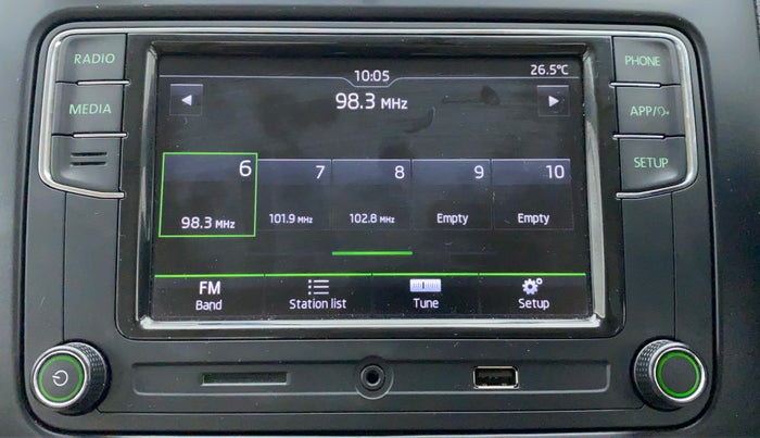 2020 Skoda Rapid 1.0 AMBITION TSI MT, Petrol, Manual, 33,012 km, Touchscreen Infotainment System