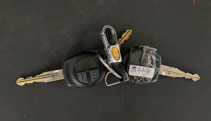 2018 Maruti Wagon R 1.0 VXI, Petrol, Manual, 57,177 km, Key Close Up
