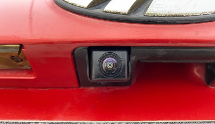 2019 Mahindra XUV300 W8 (O) 1.2 PETROL, Petrol, Manual, 47,794 km, Parking Camera