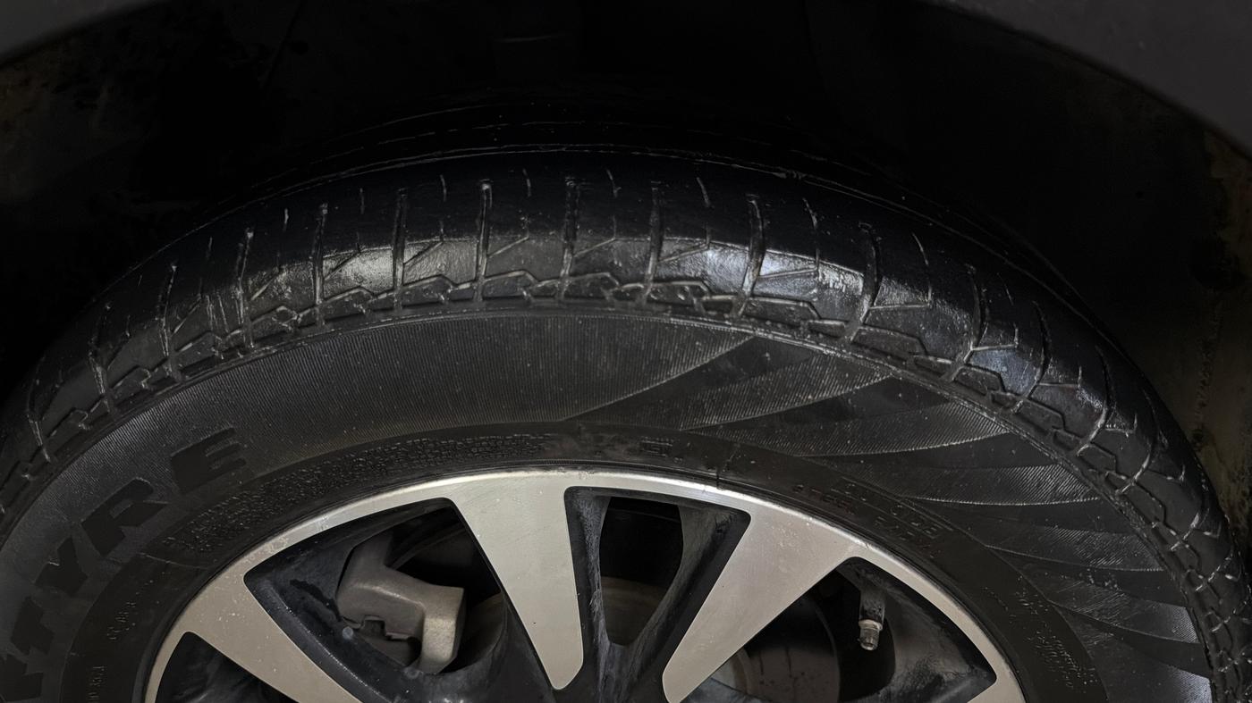 2022 Maruti S Cross ZETA 1.5, Petrol, Manual, 42,599 km, Left Front Tyre Tread