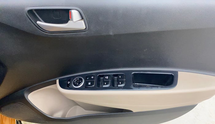 2015 Hyundai Grand i10 ASTA 1.1 CRDI (O), Diesel, Manual, 72,979 km, Driver Side Door Panels Control