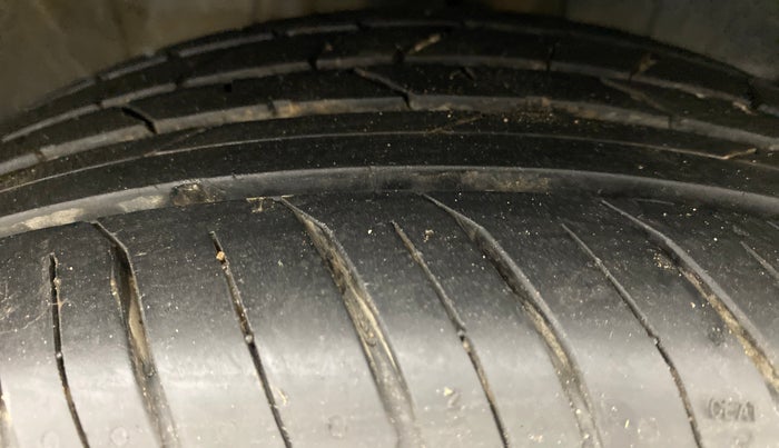 2016 Honda City VX CVT PETROL, Petrol, Automatic, 40,647 km, Right Front Tyre Tread