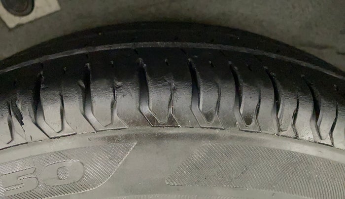 2012 Hyundai i10 SPORTZ 1.2 AT, Petrol, Automatic, 56,171 km, Right Rear Tyre Tread