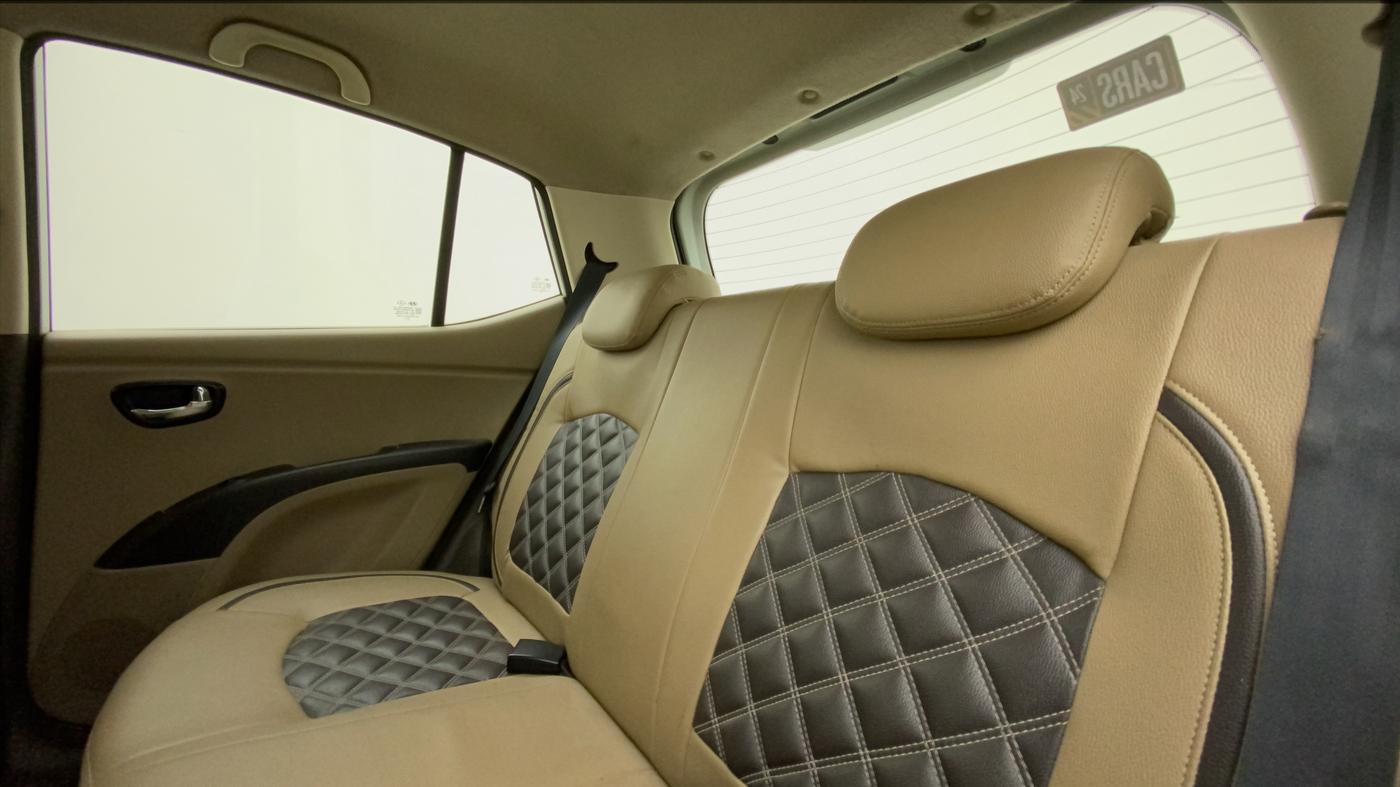 2012 Hyundai i10 SPORTZ 1.2 AT, Petrol, Automatic, 56,171 km, Right Side Rear Door Cabin