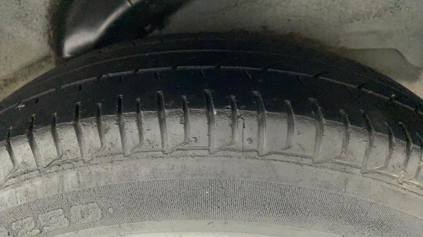 2012 Hyundai i10 SPORTZ 1.2 AT, Petrol, Automatic, 56,171 km, Left Rear Tyre Tread