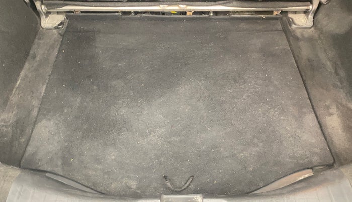 2018 Honda WR-V 1.5L I-DTEC VX MT, Diesel, Manual, 1,12,073 km, Boot Inside