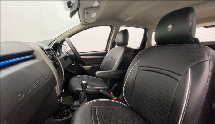 2020 Renault Duster RXZ 1.3 TURBO PETROL MT, Petrol, Manual, 33,691 km, Right Side Front Door Cabin