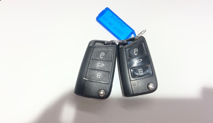 2022 Skoda KUSHAQ STYLE 1.0L TSI MT, Petrol, Manual, 97,162 km, Key Close Up