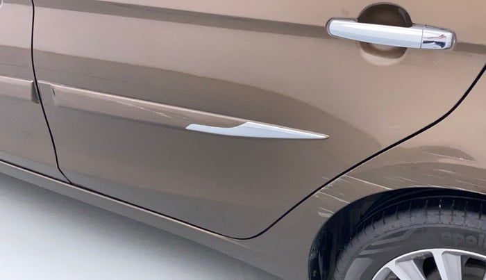 2018 Maruti Ciaz ALPHA  AT 1.5 SHVS PETROL, Petrol, Automatic, 72,149 km, Rear left door - Slightly dented