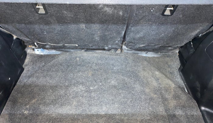 2021 Maruti Baleno DELTA PETROL 1.2, Petrol, Manual, 27,930 km, Boot Inside