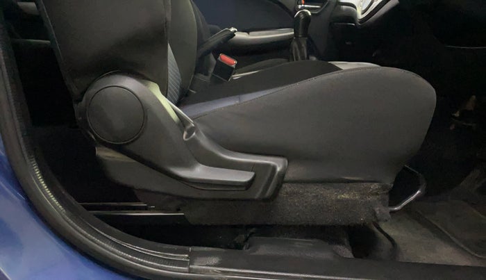 2021 Maruti Baleno DELTA PETROL 1.2, Petrol, Manual, 27,930 km, Driver Side Adjustment Panel