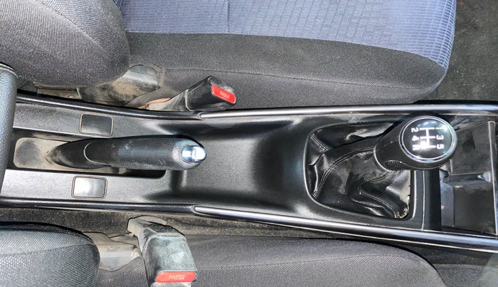 2021 Maruti Baleno DELTA PETROL 1.2, Petrol, Manual, 27,930 km, Gear Lever