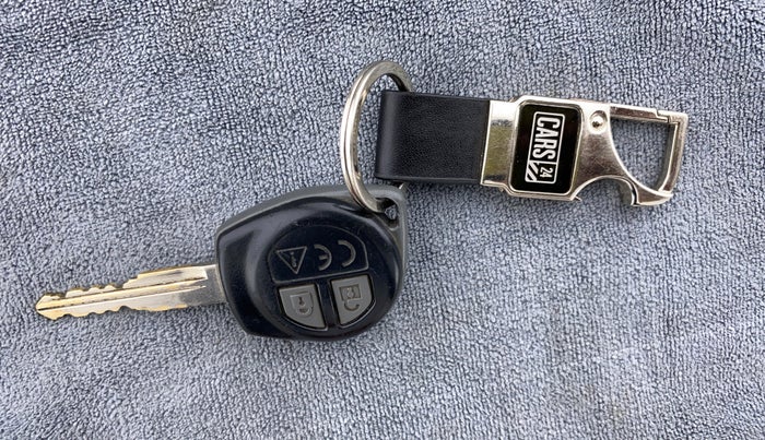 2019 Maruti Swift VXI D, Petrol, Manual, Key Close Up