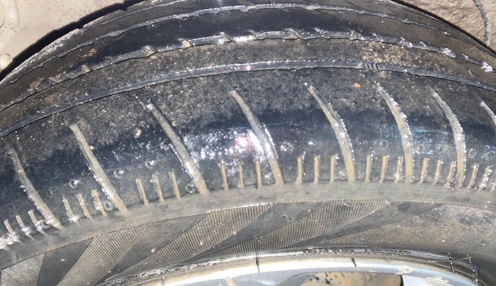 2017 Maruti Celerio ZXI (O), Petrol, Manual, 59,072 km, Right Rear Tyre Tread