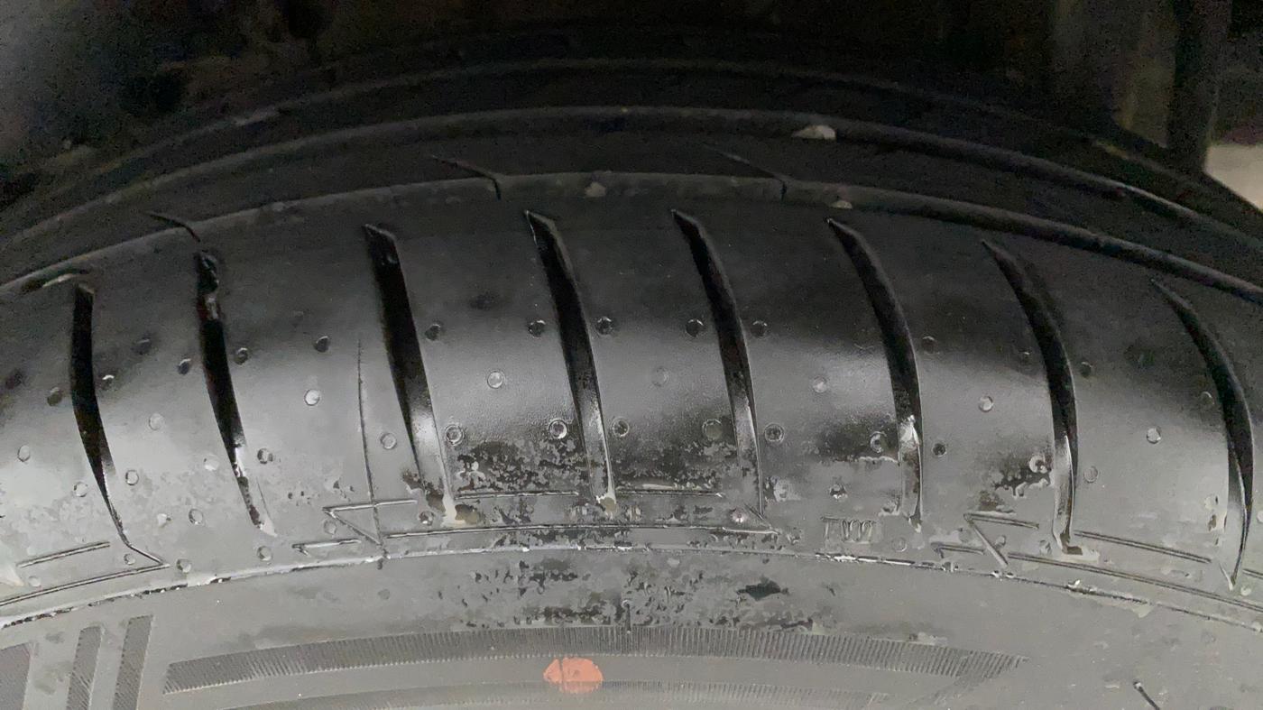 2019 Tata TIGOR XZA PLUS PETROL, Petrol, Automatic, 30,147 km, Left Rear Tyre Tread