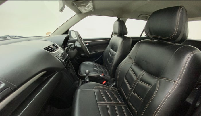 2015 Maruti Swift VXI, Petrol, Manual, 35,313 km, Right Side Front Door Cabin