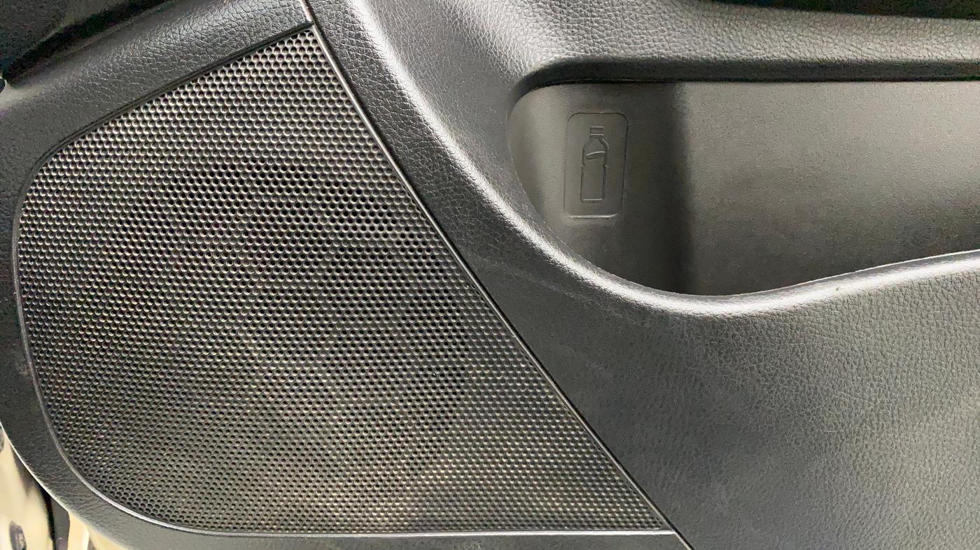 2015 Maruti Swift VXI, Petrol, Manual, 35,313 km, Speaker