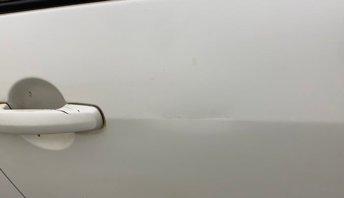2015 Maruti Swift VXI, Petrol, Manual, 35,313 km, Driver-side door - Slightly dented