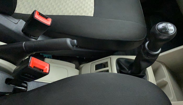 2020 Maruti Alto VXI, Petrol, Manual, 16,501 km, Gear Lever