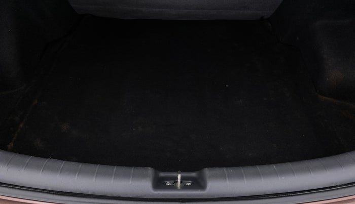 2020 Hyundai AURA S 1.2 Kappa MT, Petrol, Manual, 22,591 km, Boot Inside