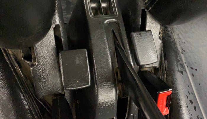 2022 Maruti Eeco 5 STR AC (O), Petrol, Manual, 25,516 km, Driver Side Adjustment Panel