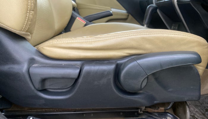 2015 Honda City 1.5L I-VTEC VX CVT, Petrol, Automatic, 1,09,208 km, Driver Side Adjustment Panel