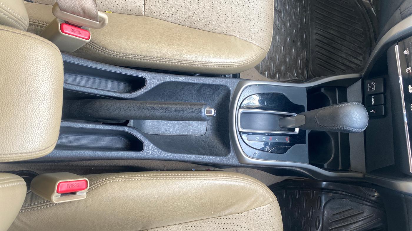 2019 Honda City 1.5L I-VTEC ZX CVT, Petrol, Automatic, 49,263 km, Gear Lever