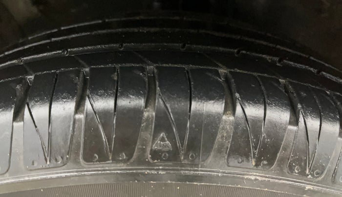 2021 KIA SONET HTX 1.0 IMT, Petrol, Manual, 42,480 km, Right Front Tyre Tread