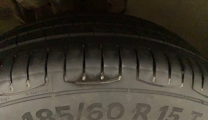 2019 Tata Tiago XZ PLUS PETROL, Petrol, Manual, 49,572 km, Left Front Tyre Tread