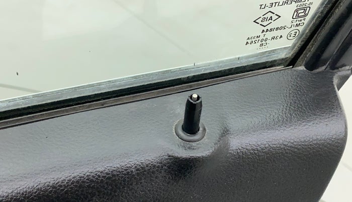 2021 Maruti Alto LXI CNG, CNG, Manual, 27,284 km, Lock system - Door lock knob has minor damage