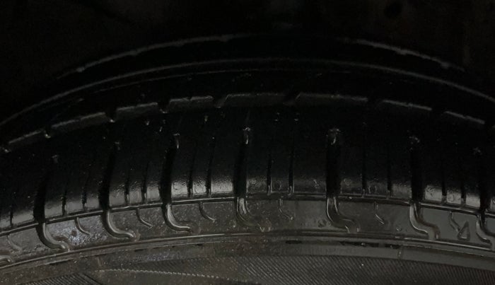 2019 Honda Amaze 1.2L I-VTEC S, Petrol, Manual, 71,927 km, Left Front Tyre Tread