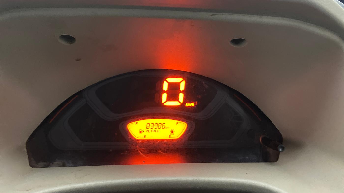 2023 Maruti Eeco 5 STR AC CNG, CNG, Manual, 83,961 km, Odometer Image