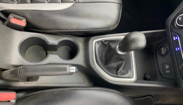 2017 Hyundai Creta E PLUS 1.6 PETROL, Petrol, Manual, 72,393 km, Gear Lever