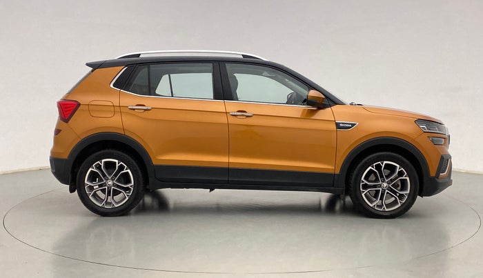 2021 Skoda KUSHAQ STYLE 1.5 TSI MT, Petrol, Manual, 17,508 km, Right Side View
