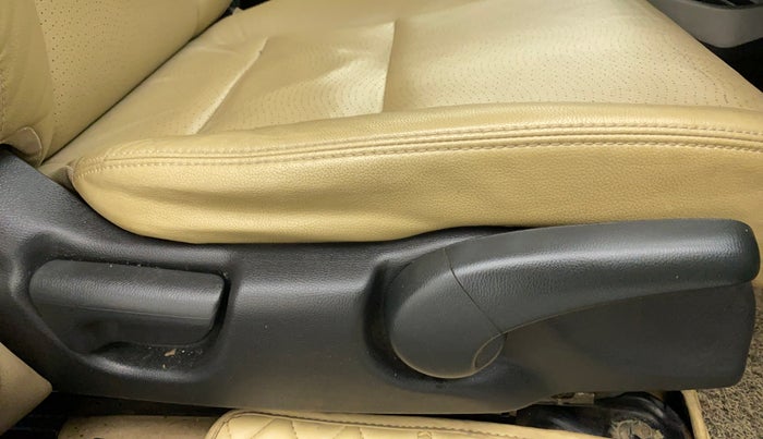 2017 Honda City 1.5L I-VTEC VX CVT, Petrol, Automatic, 53,165 km, Driver Side Adjustment Panel
