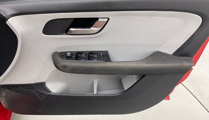 2021 Tata ALTROZ XZ 1.5 RTQ, Diesel, Manual, 62,424 km, Driver Side Door Panels Control