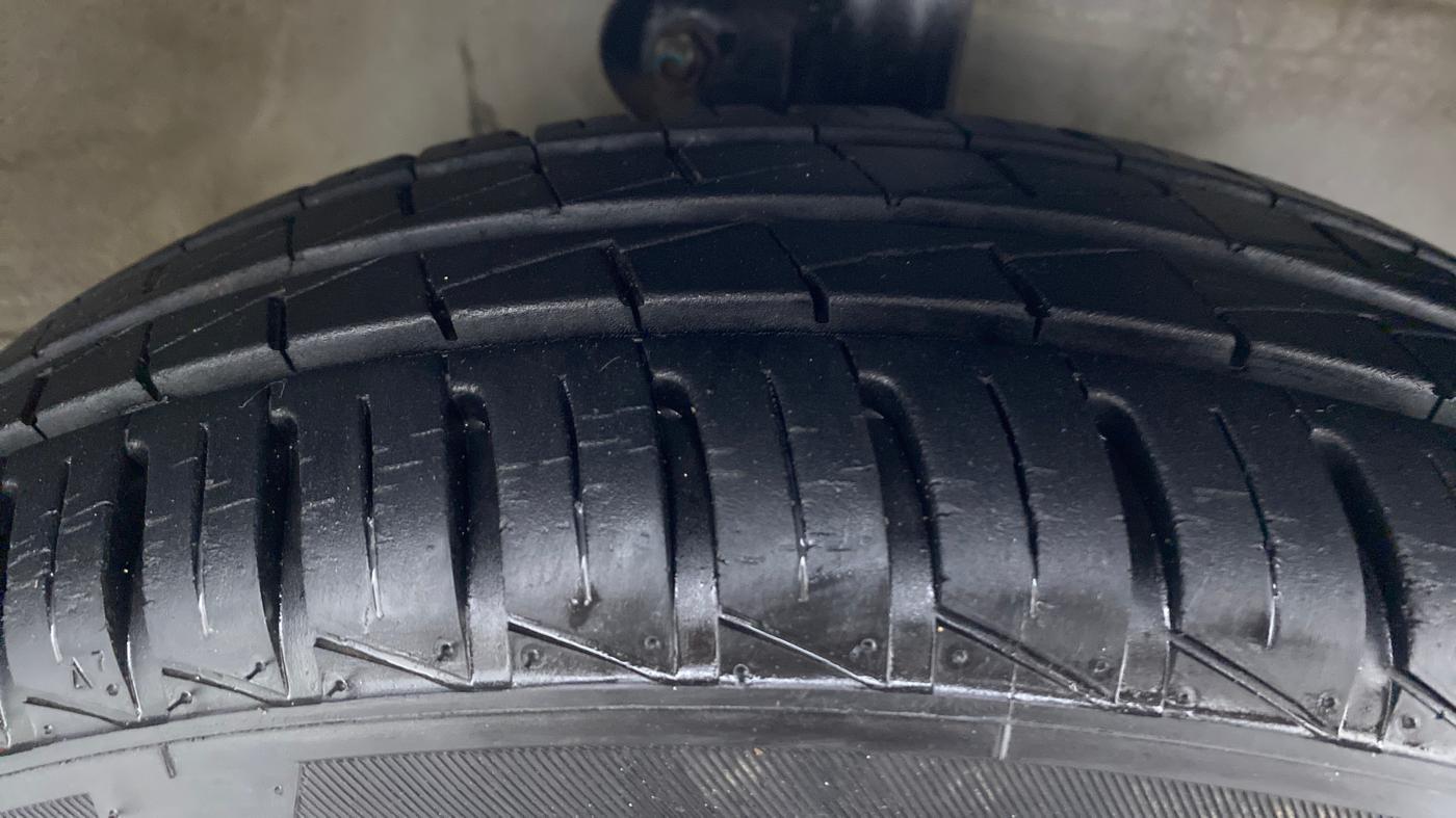 2011 Maruti A Star VXI ABS AT, Petrol, Automatic, 19,219 km, Right Front Tyre Tread