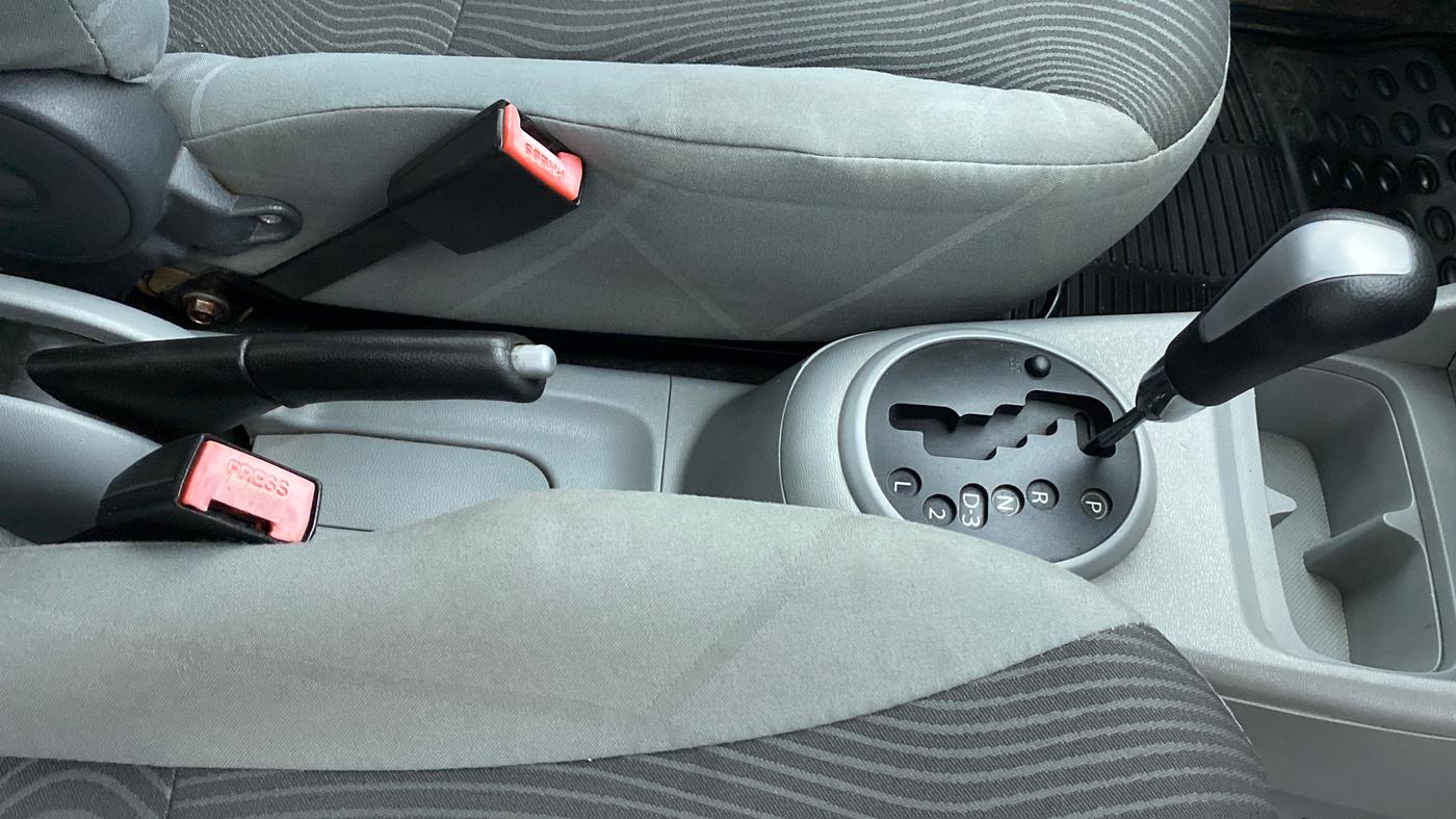 2011 Maruti A Star VXI ABS AT, Petrol, Automatic, 19,219 km, Gear Lever
