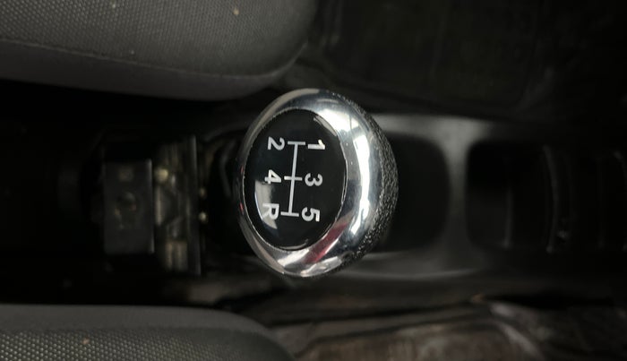 2016 Maruti Wagon R 1.0 LXI, CNG, Manual, 78,516 km, Gear Lever