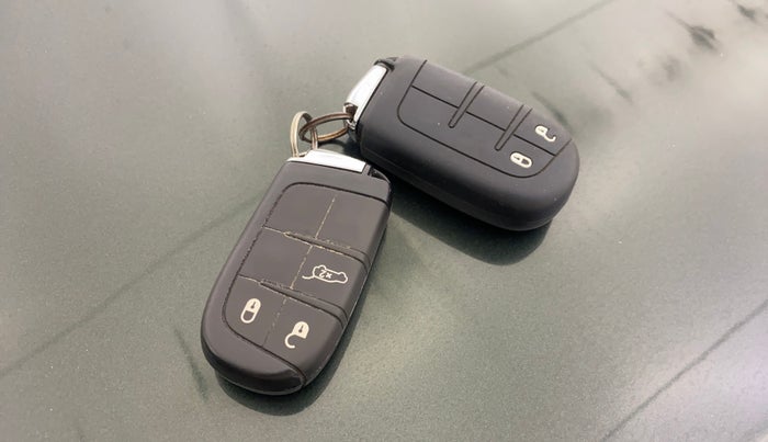 2021 Jeep Compass MODEL S (O) 1.4 PETROL DCT, Petrol, Automatic, 64,253 km, Key Close Up