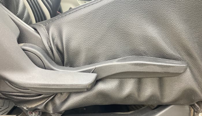2022 Maruti IGNIS ALPHA 1.2 AMT, Petrol, Automatic, 17,176 km, Driver Side Adjustment Panel