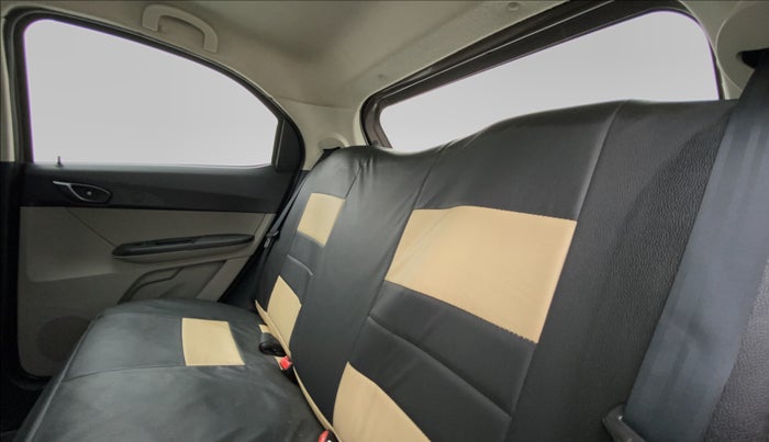 2017 Tata Tiago XT 1.2 REVOTRON, Petrol, Manual, 80,880 km, Right Side Rear Door Cabin