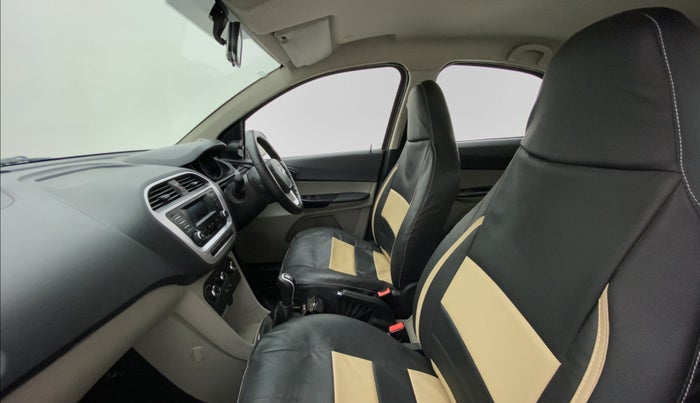 2017 Tata Tiago XT 1.2 REVOTRON, Petrol, Manual, 80,880 km, Right Side Front Door Cabin