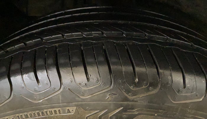 2023 Tata NEXON CREATIVE 1.2 PETROL, Petrol, Manual, 19,617 km, Right Rear Tyre Tread