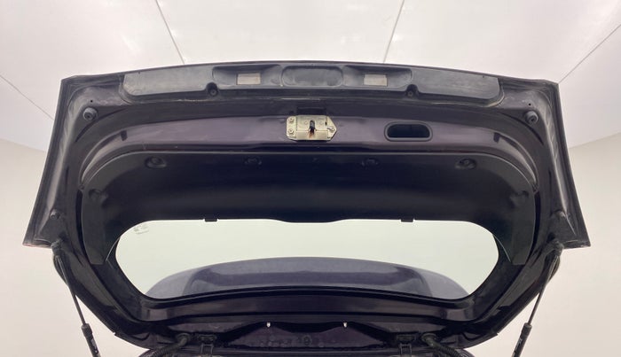 2014 Maruti Swift VXI D, Petrol, Manual, 46,579 km, Boot Door Open