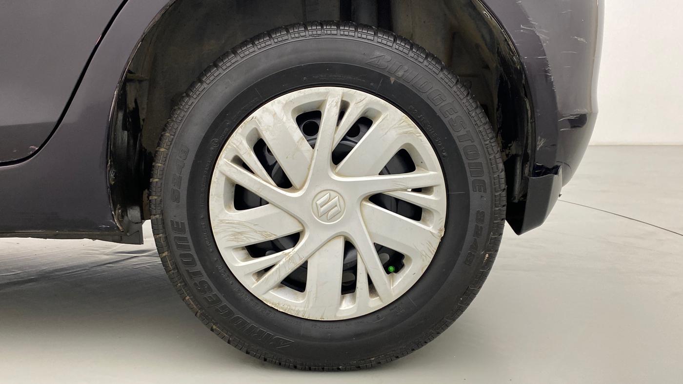 2014 Maruti Swift VXI D, Petrol, Manual, 46,579 km, Left Rear Wheel