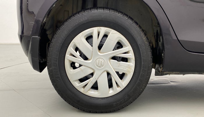 2014 Maruti Swift VXI D, Petrol, Manual, 46,579 km, Right Rear Wheel